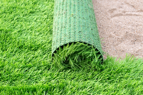 Six reasons artificial turf isn’t a healthy lawn